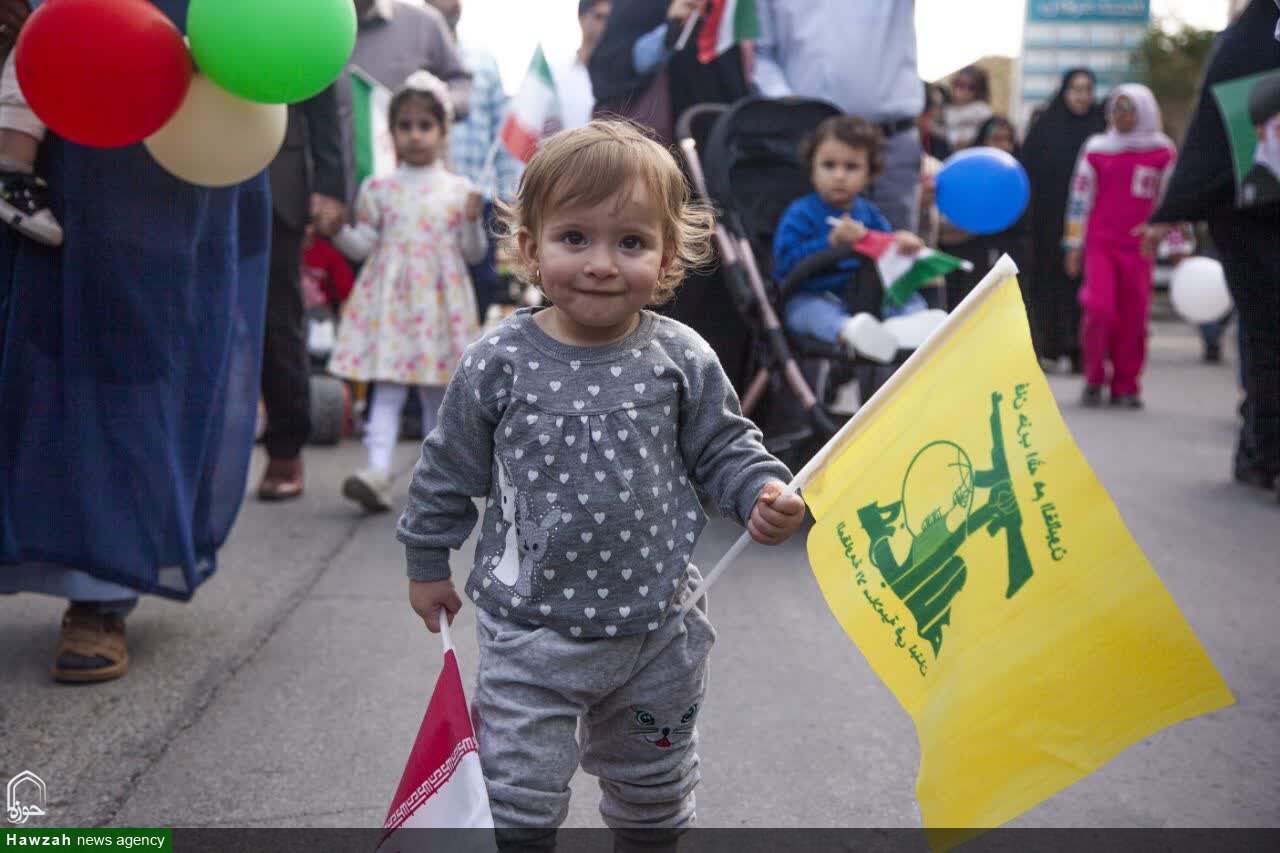 تصاویر/ نسل آینده بوشهر در قاب راهپیمایی ۲۲ بهمن