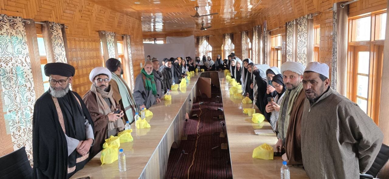 انقلابِ اسلامی ظہور کی تمہید/ پسپائی کی کوئی گنجائش نہیں، آغا سید حسن