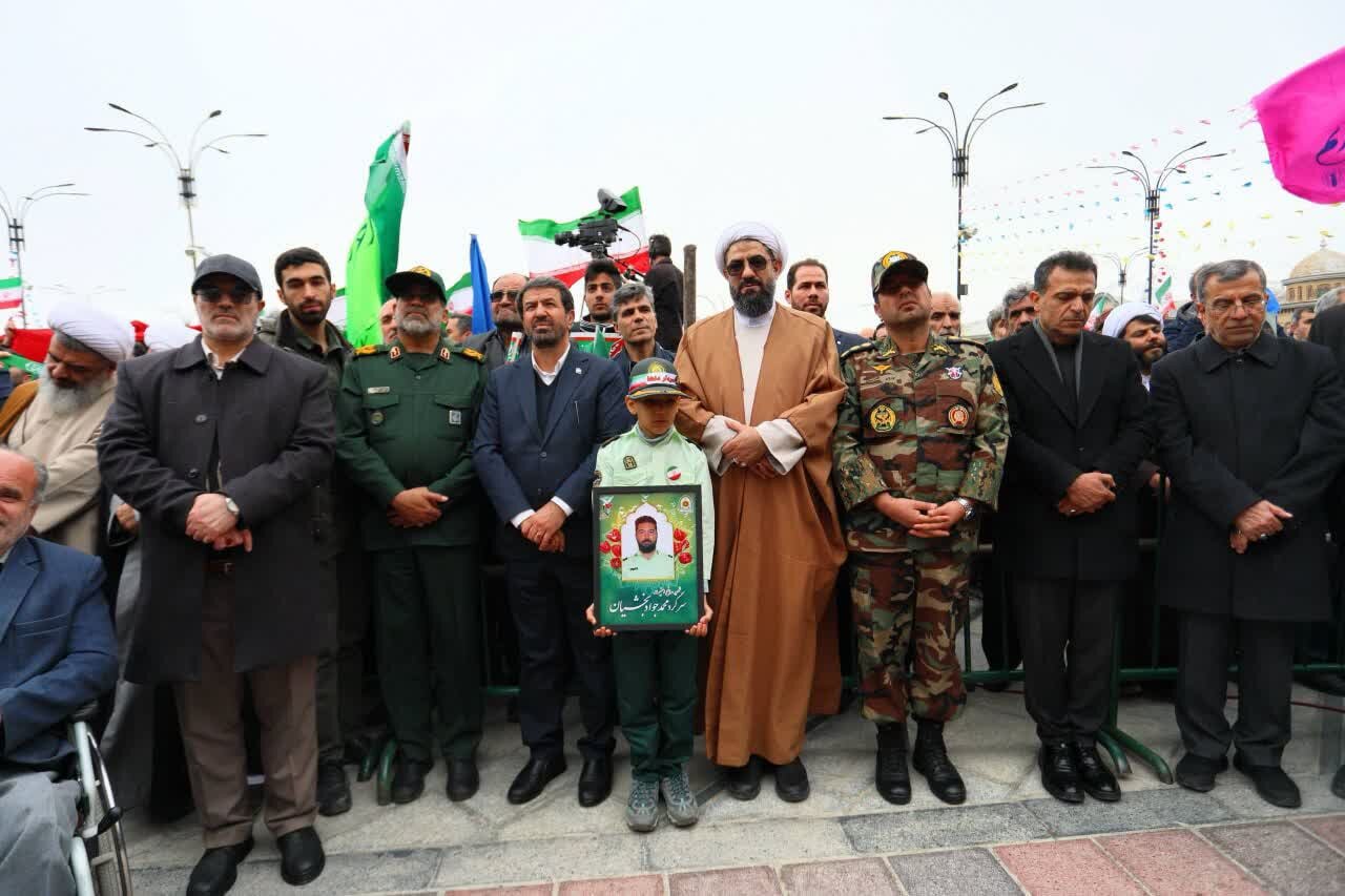 ملت ایران اجازه دخالت بیگانگان در سرنوشت خود را نمی‌دهد