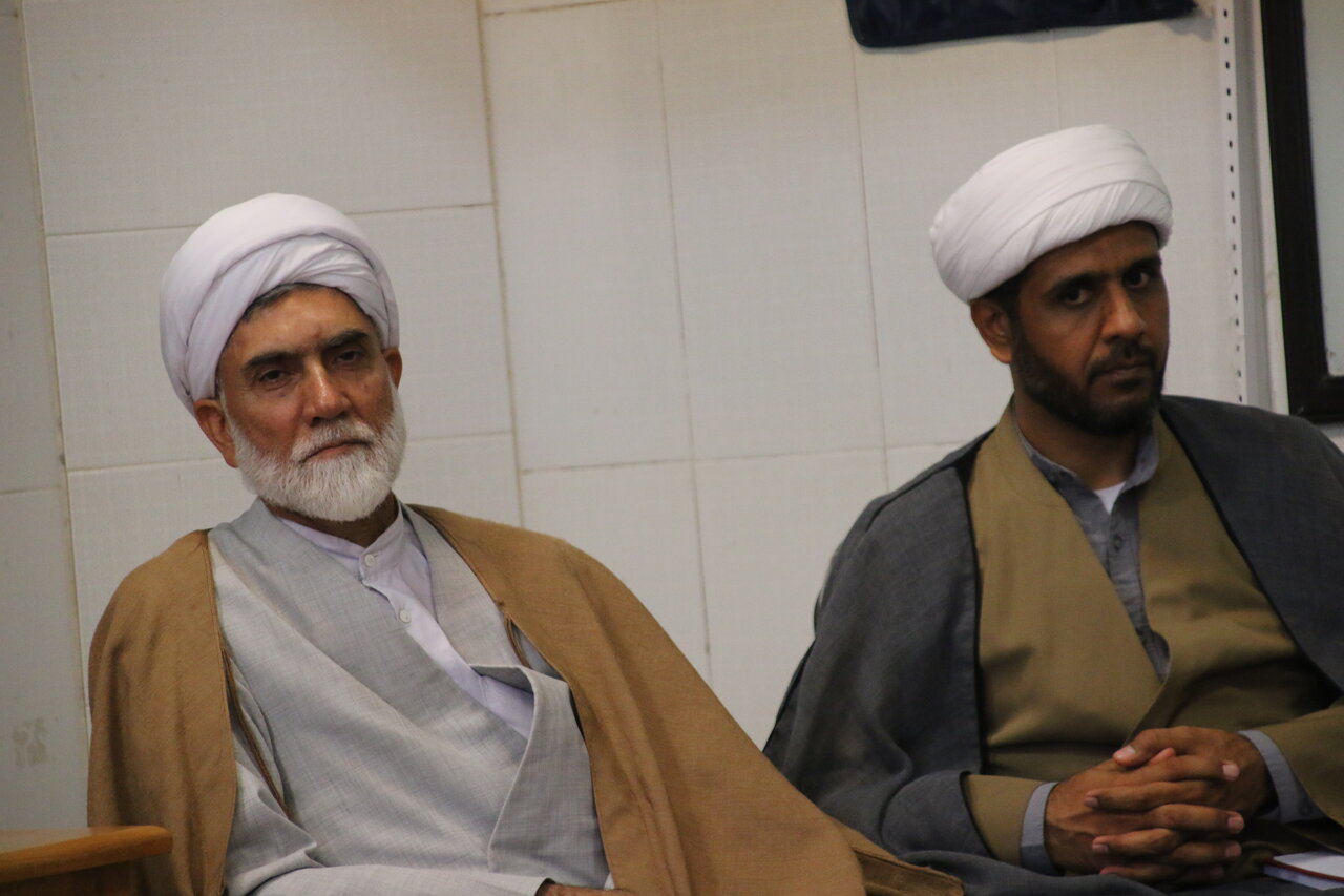 بررسی راهکارهای جذب و توسعه فعالیت‌های قرآنی در دومین نشست اجلاسیه مدیران حوزه‌های علمیه کرمان