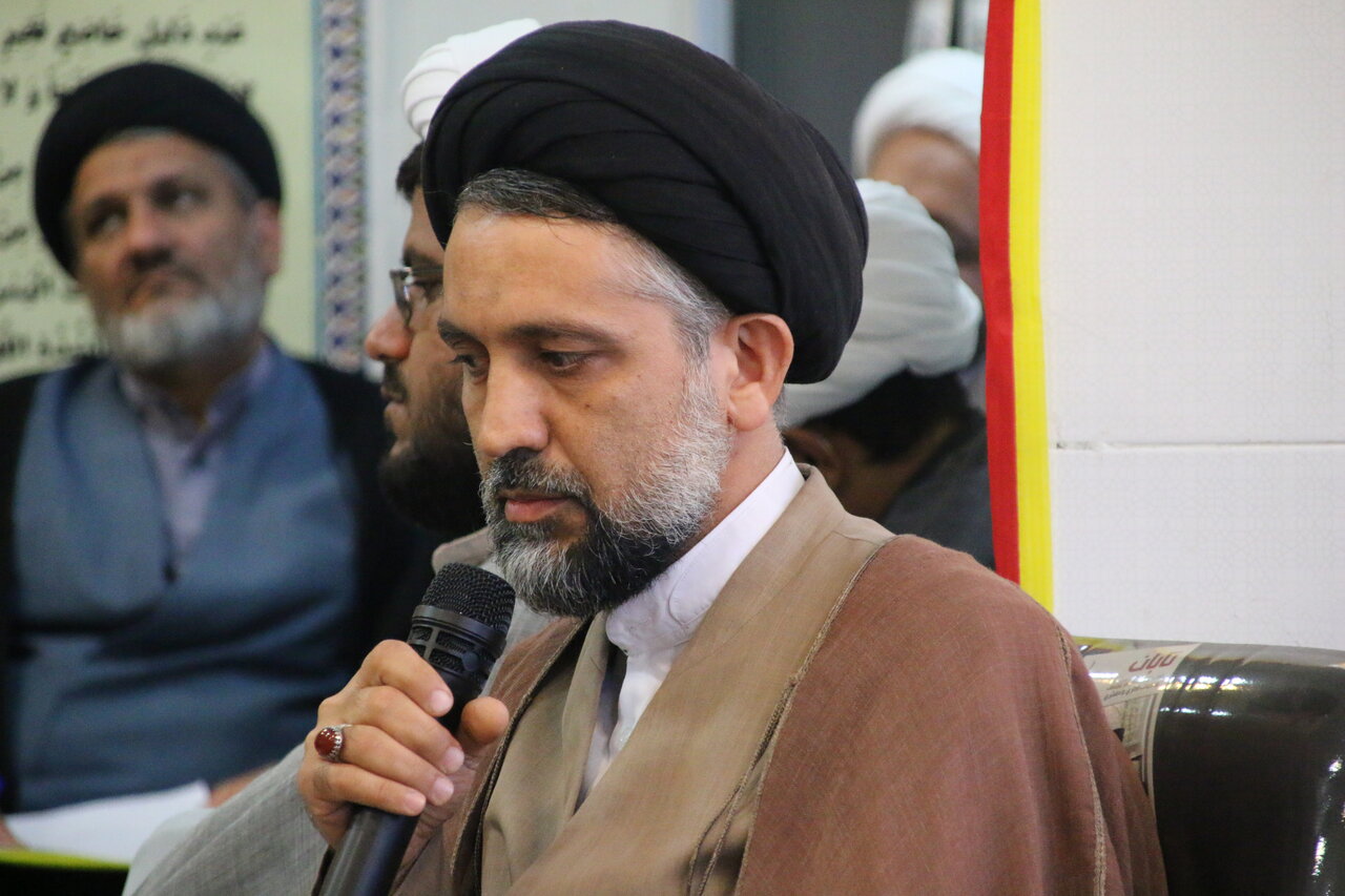 بررسی راهکارهای جذب و توسعه فعالیت‌های قرآنی در دومین نشست اجلاسیه مدیران حوزه‌های علمیه کرمان