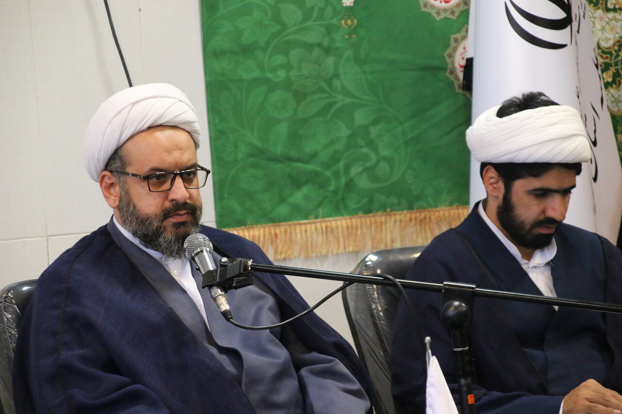 بررسی راهکارهای جذب و توسعه فعالیت‌های قرآنی در دومین نشست اجلاسیه مدیران حوزه‌های علمیه کرمان