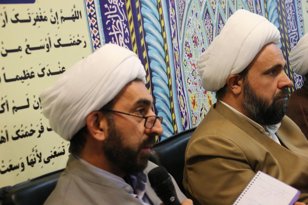 بررسی راهکارهای جذب و توسعه فعالیت‌های قرآنی در دومین نشست اجلاسیه مدیران حوزه‌های علمیه کرمان