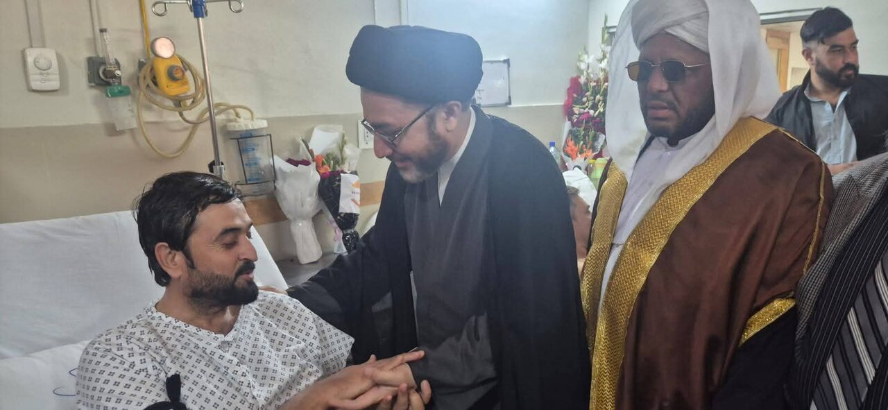 علامہ شہنشاہ نقوی کی سانحہ ترالی کے زخمیوں کی عیادت کی اور شہداء کی قبور پر حاضری/ملک میں سرگرم کالعدم جماعتوں کے خلاف فوری کاروائی کا مطالبہ