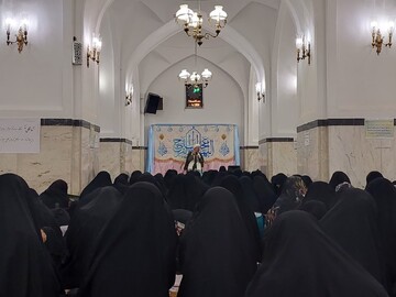 اعتکاف؛ فرصتی برای بازاندیشی در هویت طلبگی و تجدیدعهد با تشکیلات حکومت امام عصر(عج)