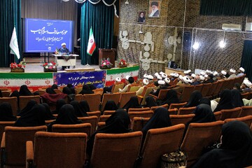 توحید، پیام محوری انقلاب اسلامی به جهان است/ تحریف معنوی دین، شگرد تاریخی دشمن برای تهی‌سازی اسلام است