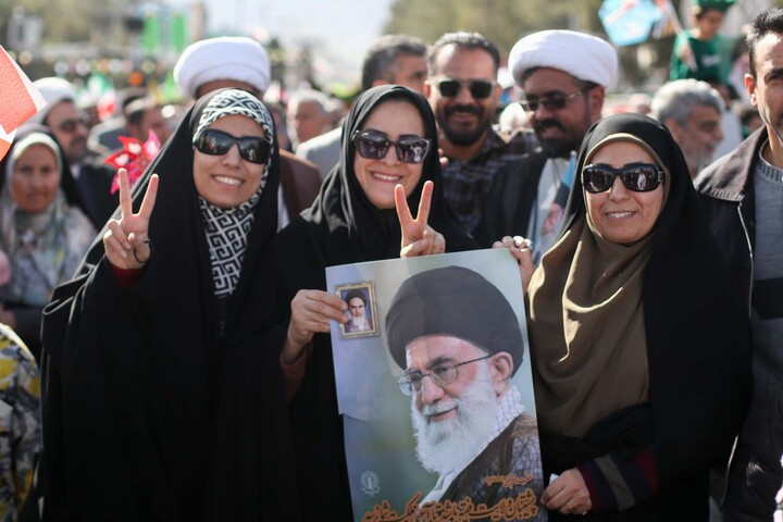 تصاویر| حماسه راهپیمایی ۲۲ بهمن در بیرجند-2