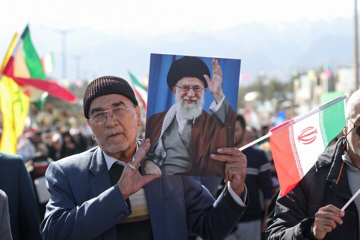 تصاویر| حماسه راهپیمایی ۲۲ بهمن در بیرجند-2