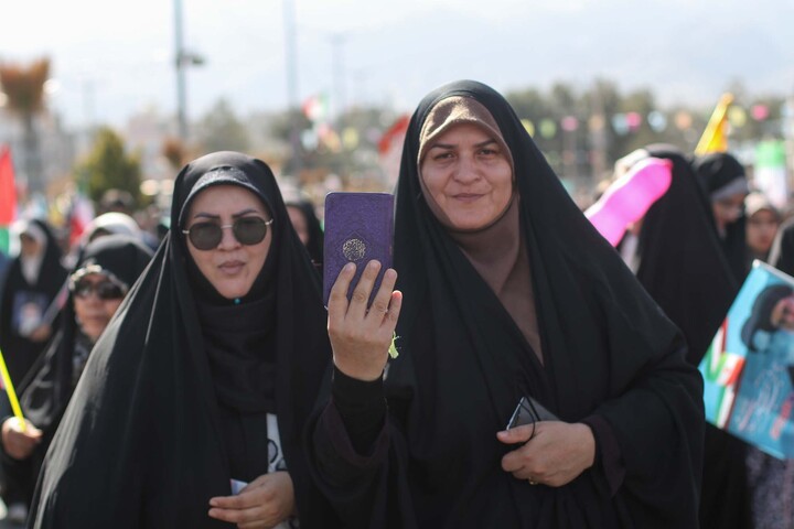 تصاویر| حماسه راهپیمایی ۲۲ بهمن در بیرجند-2