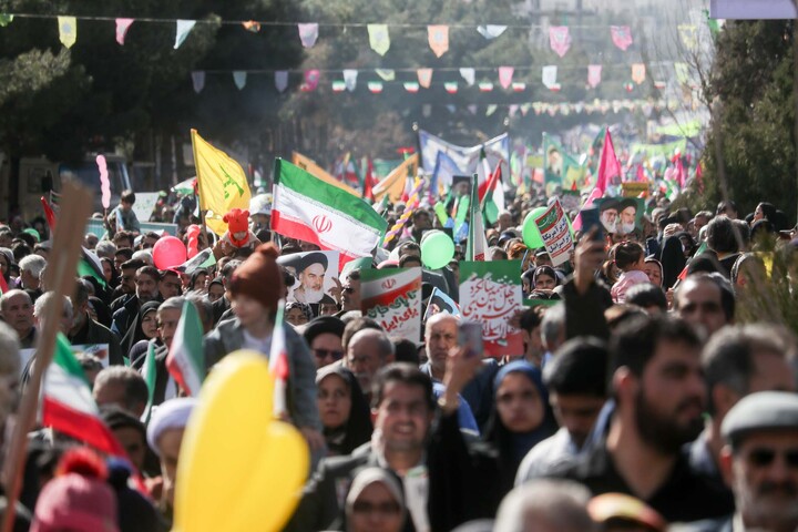 تصاویر| حماسه راهپیمایی ۲۲ بهمن در بیرجند-2