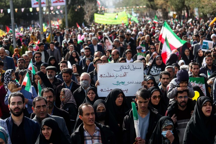 تصاویر| حماسه راهپیمایی ۲۲ بهمن در بیرجند-2