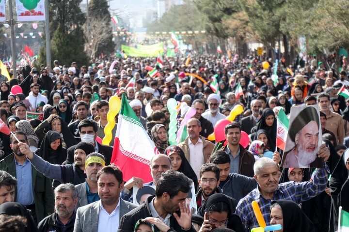 تصاویر| حماسه راهپیمایی ۲۲ بهمن در بیرجند-2