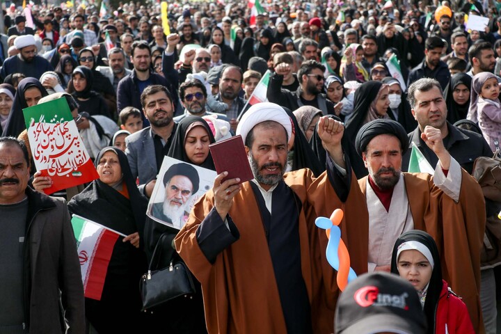 تصاویر| حماسه راهپیمایی ۲۲ بهمن در بیرجند-2