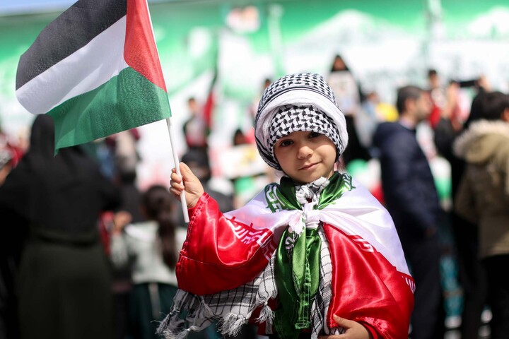 تصاویر| حضور نوجوانان و جوانان در حماسه 22 بهمن مردم بیرجند