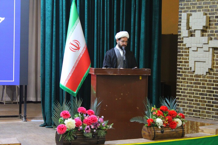 تصاویر/ نشست هم‌ اندیشی اساتید و مدیران حوزه معارف اسلام ناب استان‌ کرمان