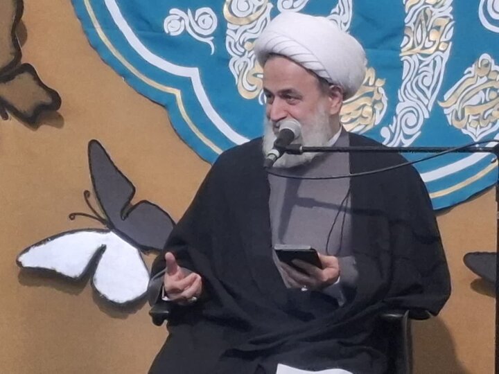 تصویر/همایش طلاب، روحانیون، مبلغین، مبلغات و ائمه جماعات کاشان