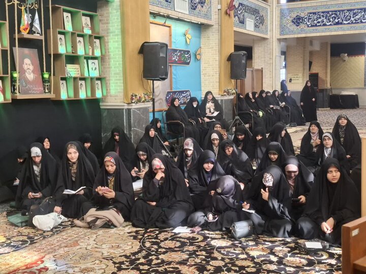 تصویر/همایش طلاب، روحانیون، مبلغین، مبلغات و ائمه جماعات کاشان