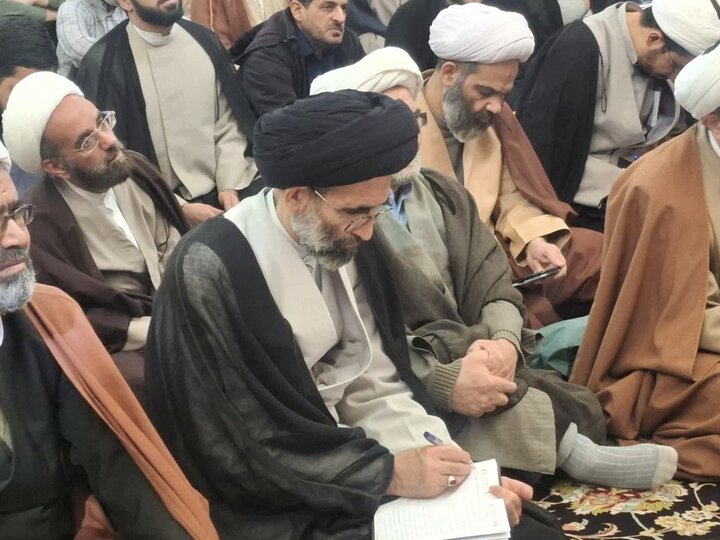 تصویر/همایش طلاب، روحانیون، مبلغین، مبلغات و ائمه جماعات کاشان