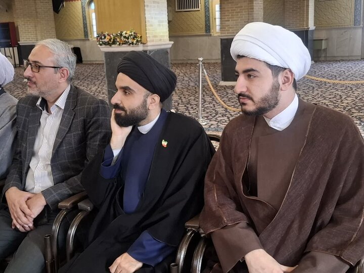 تصویر/همایش طلاب، روحانیون، مبلغین، مبلغات و ائمه جماعات کاشان