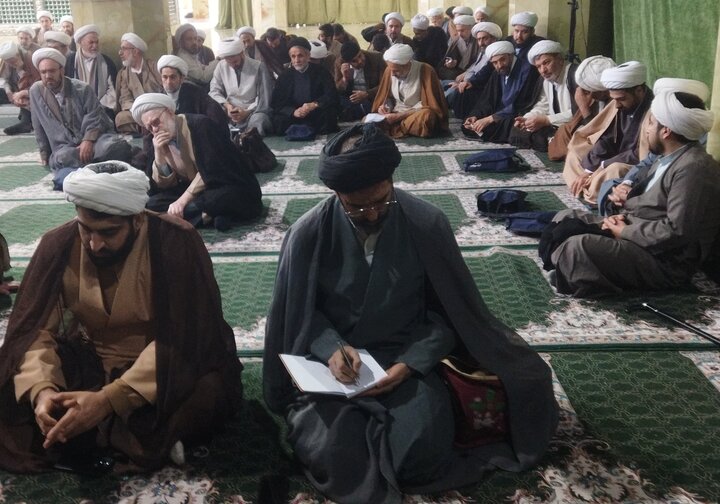 تصاویر/ نشست تبیینی بصیرتی مبلغان حوزه علمیه تهران در ماه رمضان