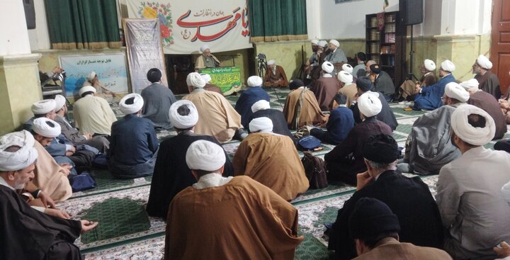 تصاویر/ نشست تبیینی بصیرتی مبلغان حوزه علمیه تهران در ماه رمضان