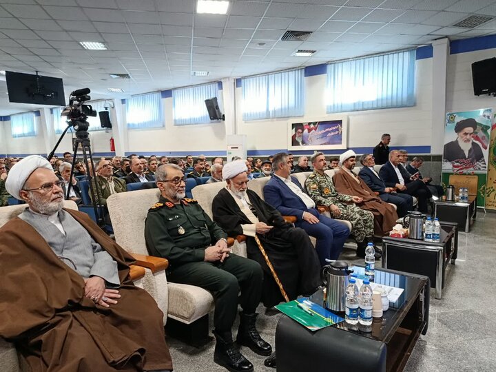 تصاویر/مراسم تودیع و معارفه فرمانده انتظامی استان مرکزی