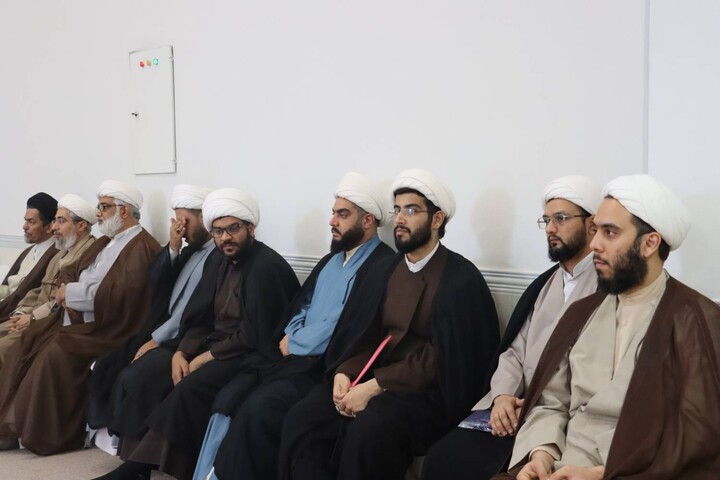 نشست ویژه مبلغان خوزستان به مناسبت فرارسیدن ماه مبارک رمضان