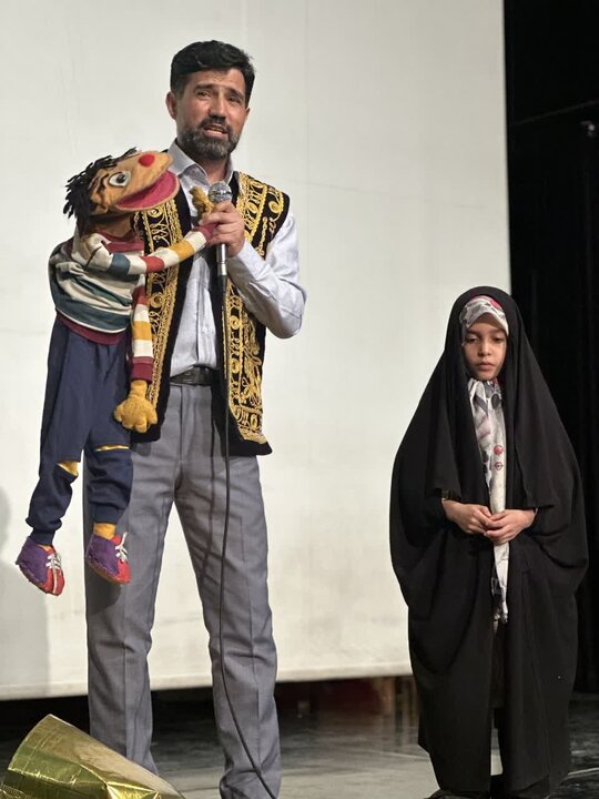 تصاویر/ جشن انقلاب اسلامی در مسجد ولیعصر(عج)