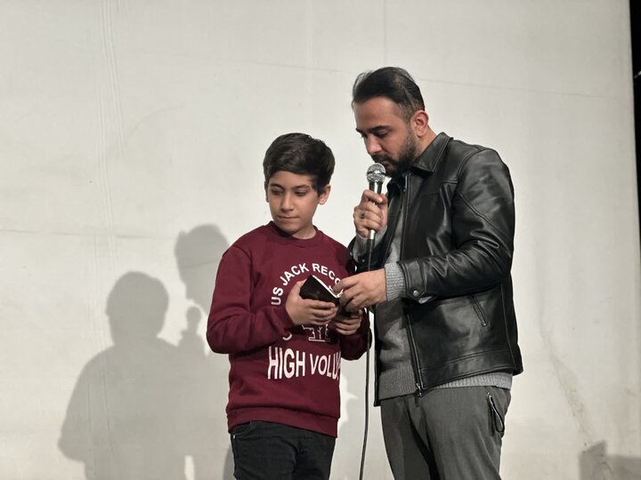 تصاویر/ جشن انقلاب اسلامی در مسجد ولیعصر(عج)