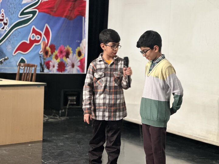 تصاویر/ جشن انقلاب اسلامی در مسجد ولیعصر(عج)