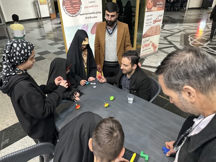 تصاویر/ جشن انقلاب اسلامی در مسجد ولیعصر(عج)