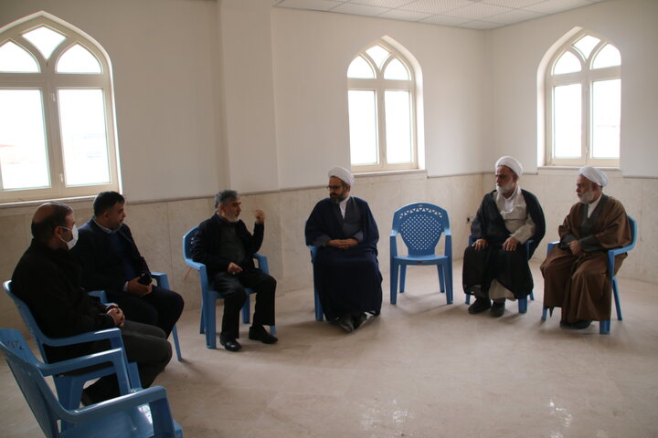 بازدید مجید دوستعلی نماینده کرمان در مجلس شورای اسلامی از پروژه در حال ساخت مدرسه علمیه امام صادق(ع) با حضور مدیر و معاونان حوزه علمیه استان کرمان.
