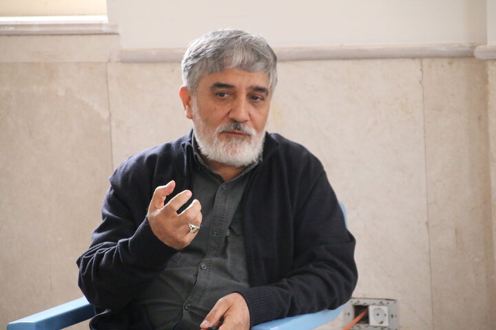 بازدید مجید دوستعلی نماینده کرمان در مجلس شورای اسلامی از پروژه در حال ساخت مدرسه علمیه امام صادق(ع) با حضور مدیر و معاونان حوزه علمیه استان کرمان.