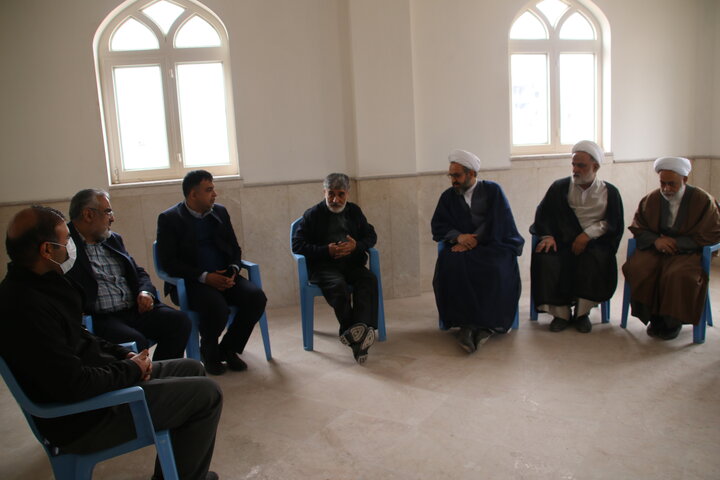 بازدید مجید دوستعلی نماینده کرمان در مجلس شورای اسلامی از پروژه در حال ساخت مدرسه علمیه امام صادق(ع) با حضور مدیر و معاونان حوزه علمیه استان کرمان.
