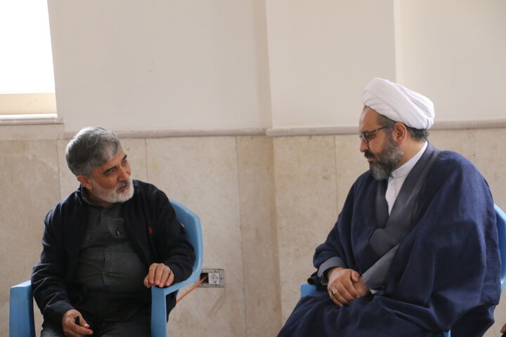 بازدید مجید دوستعلی نماینده کرمان در مجلس شورای اسلامی از پروژه در حال ساخت مدرسه علمیه امام صادق(ع) با حضور مدیر و معاونان حوزه علمیه استان کرمان.