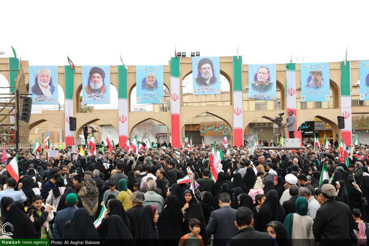 پیام قدردانی مدیر حوزه علمیه استان یزد از حضور حماسی مردم در یوم الله ٢٢ بهمن ١۴٠۴