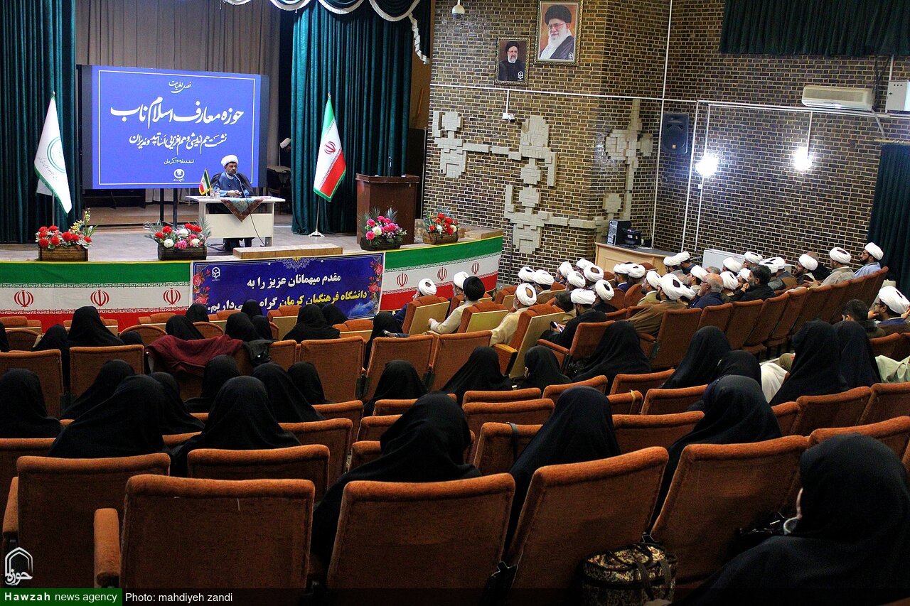 توحید، پیام محوری انقلاب اسلامی به جهان است/ تحریف معنوی دین، شگرد تاریخی دشمن برای تهی‌سازی اسلام است