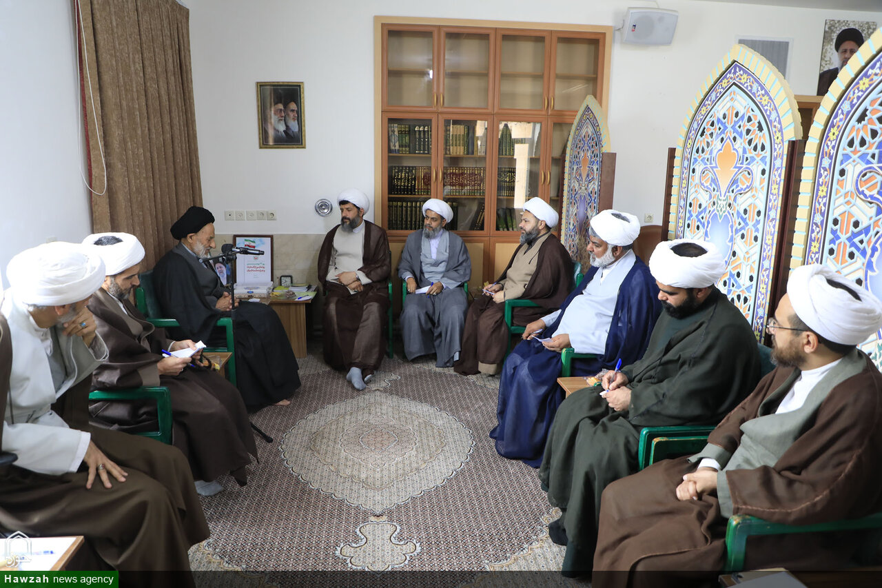 امام جمعه بیرجند: فاصله با آرمان‌ها از مسیر بی توجهی به قانون می‌گذرد