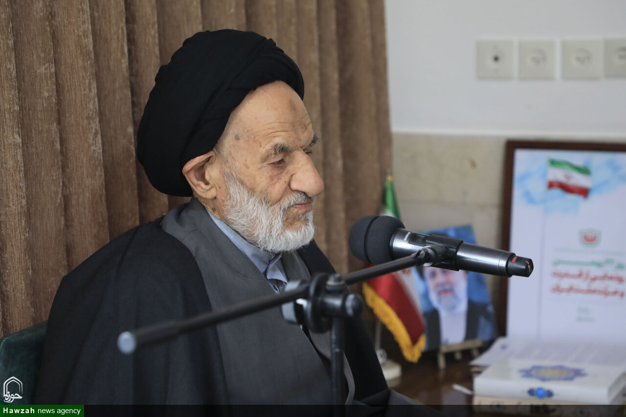 امام جمعه بیرجند: فاصله با آرمان‌ها از مسیر بی توجهی به قانون می‌گذرد