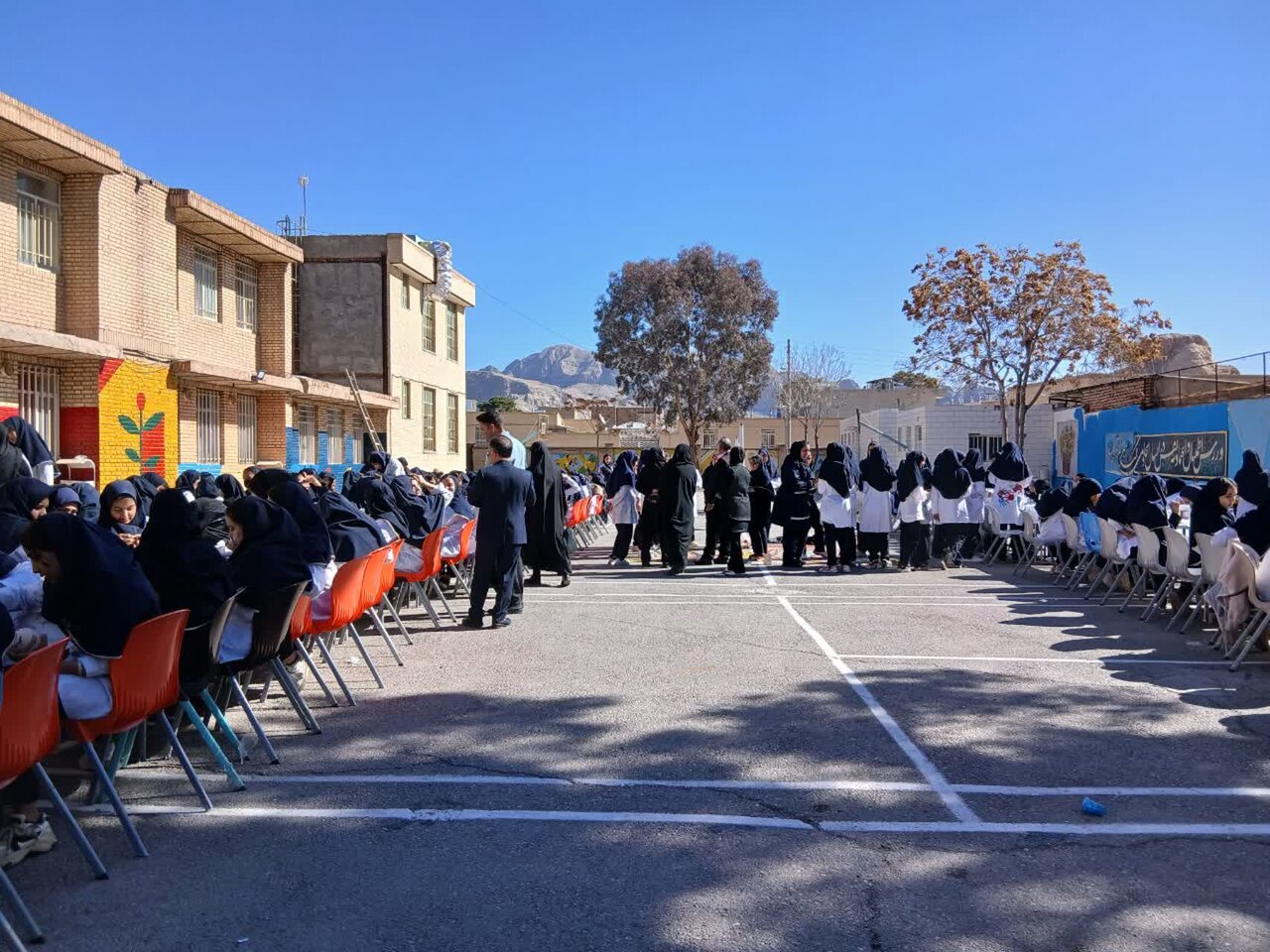 تصاویر/ اقدامات هنرستان گیسو کرمان در دهه فجر