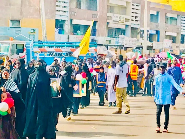 Jerin Gwanon 22 ga Bahman a Nijeriya (Hotuna)