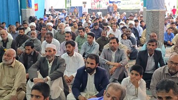 تصاویر/ اقامه نمازجمعه شهر ریگان