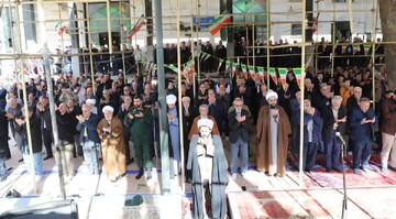 تصاویر/ نماز جمعه کمالشهر