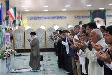 تصاویر/ شکوه نمازجمعه در بندر دیّر