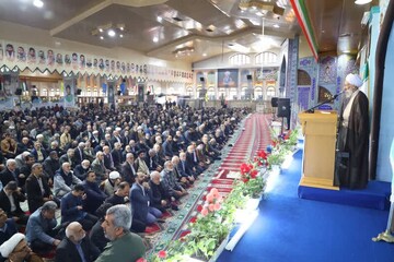 تصاویر / اقامه نماز جمعه ساری