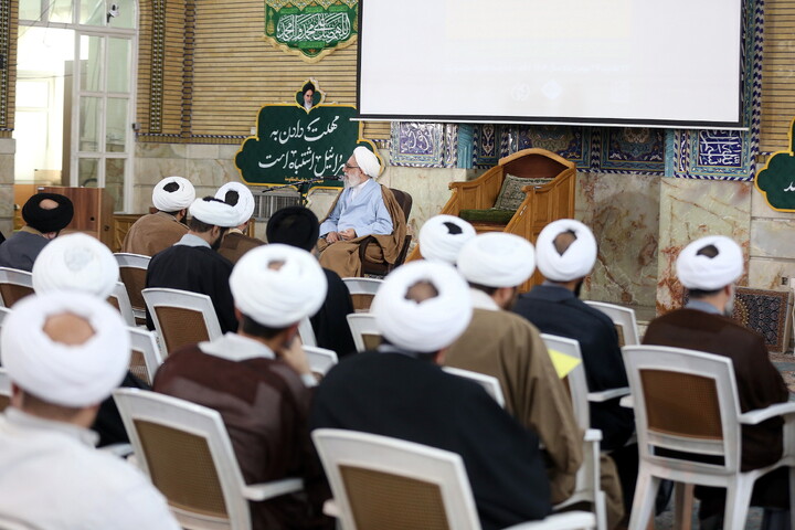 تصاویر/ اختتامیه دومین اجلاسیه سالانه راهنمایان تهذیبی تربیتی مدارس علمیه کشور