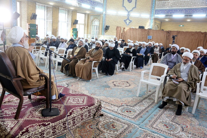 تصاویر/ اختتامیه دومین اجلاسیه سالانه راهنمایان تهذیبی تربیتی مدارس علمیه کشور