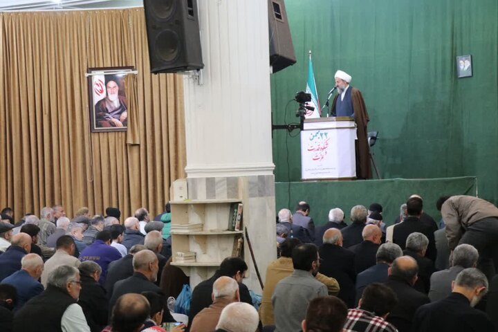 تصاویر/ نماز جمعه قرچک