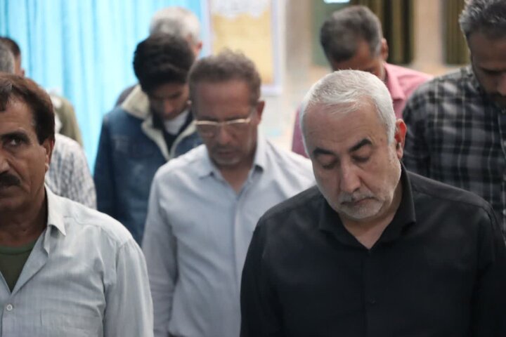 تصاویر/ اقامه نمازجمعه شهر قلعه‌گنج