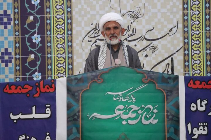 تصاویر/ اقامه نمازجمعه شهر قلعه‌گنج